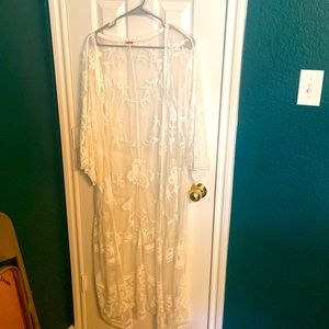 Long white lace Duster